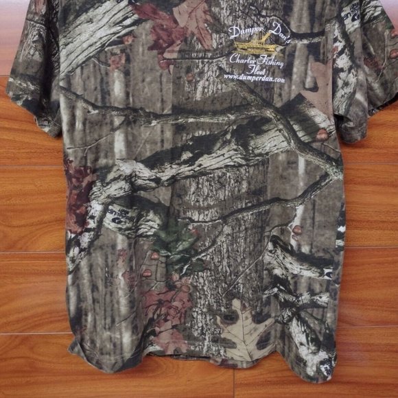Men's Camouflage T Shirt Dumper Dan's Charter Fishing Fleet Sz.M - Picture 2 of 7
